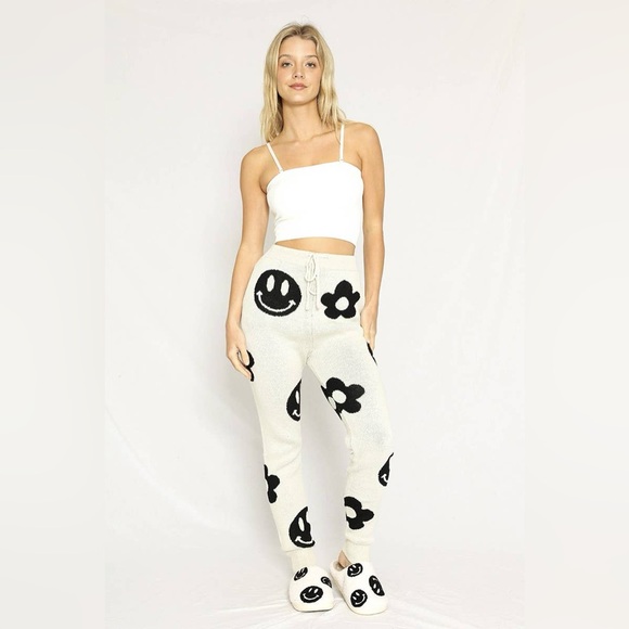 SMILEY KNIT JOGGERS - Picture 3 of 10